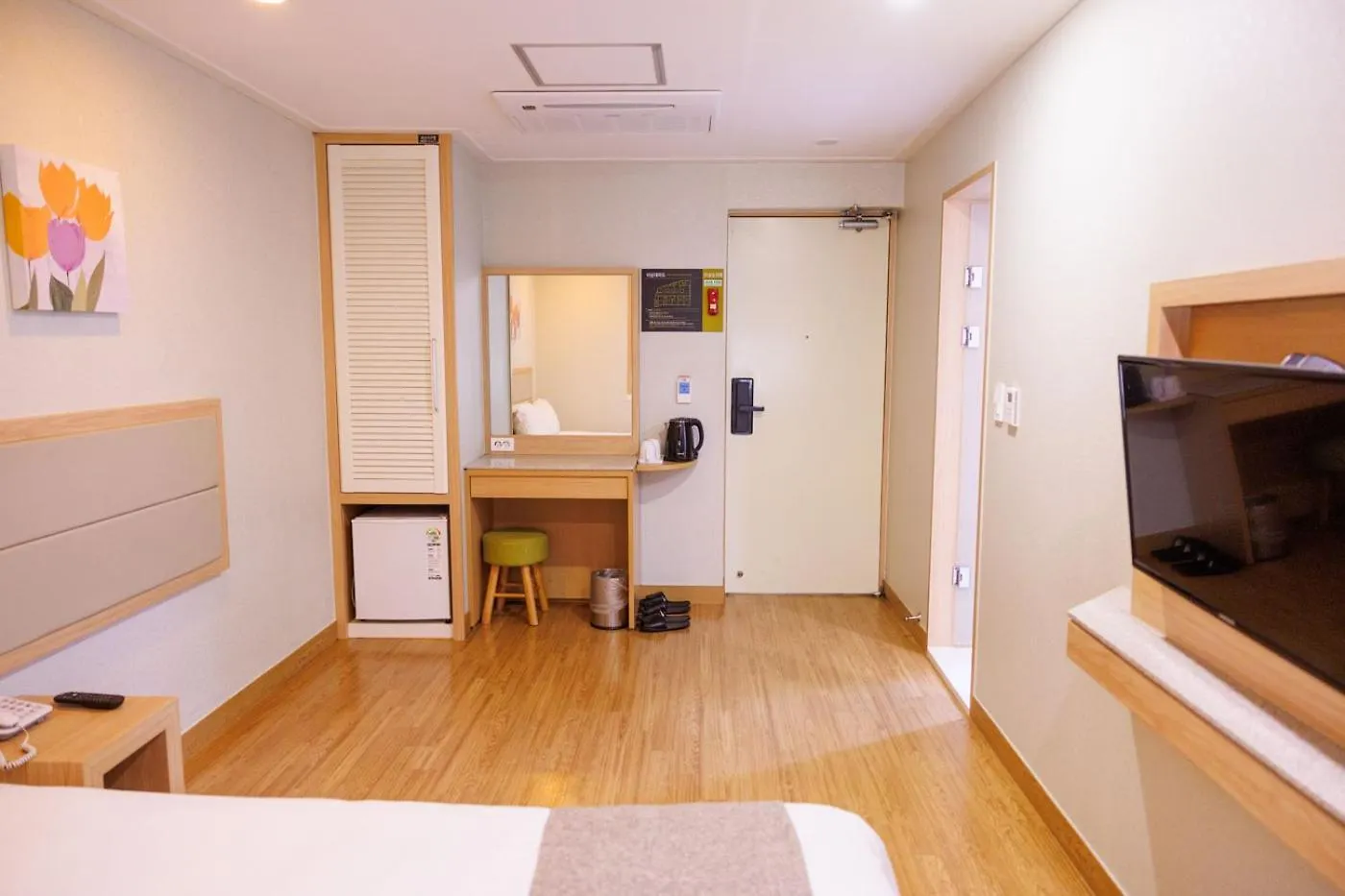 Staz Hotel Jeju Robero 3*,