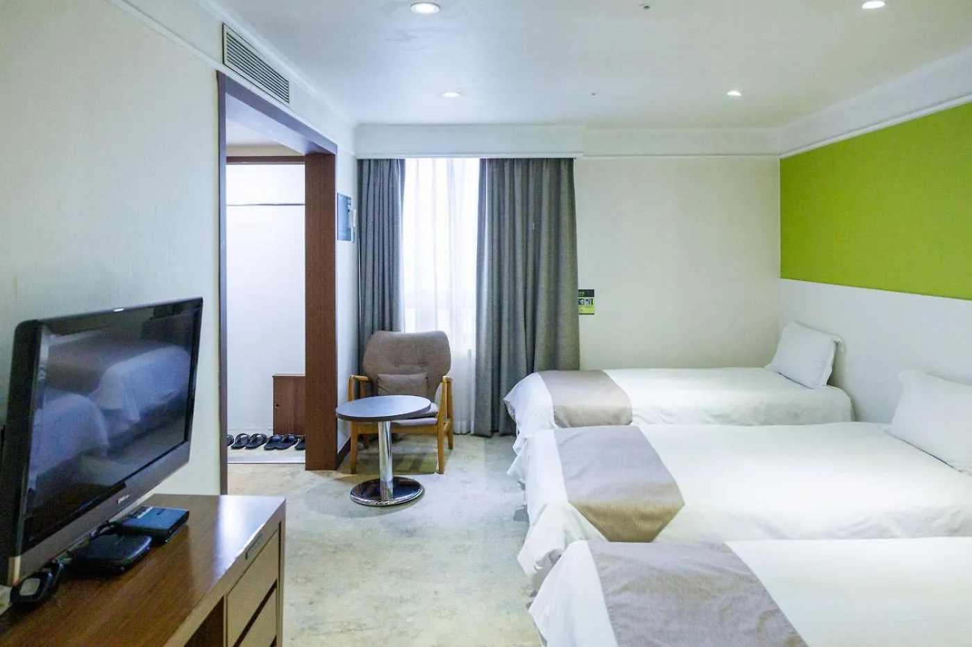 Staz Hotel Jeju Robero 3*,  Südkorea