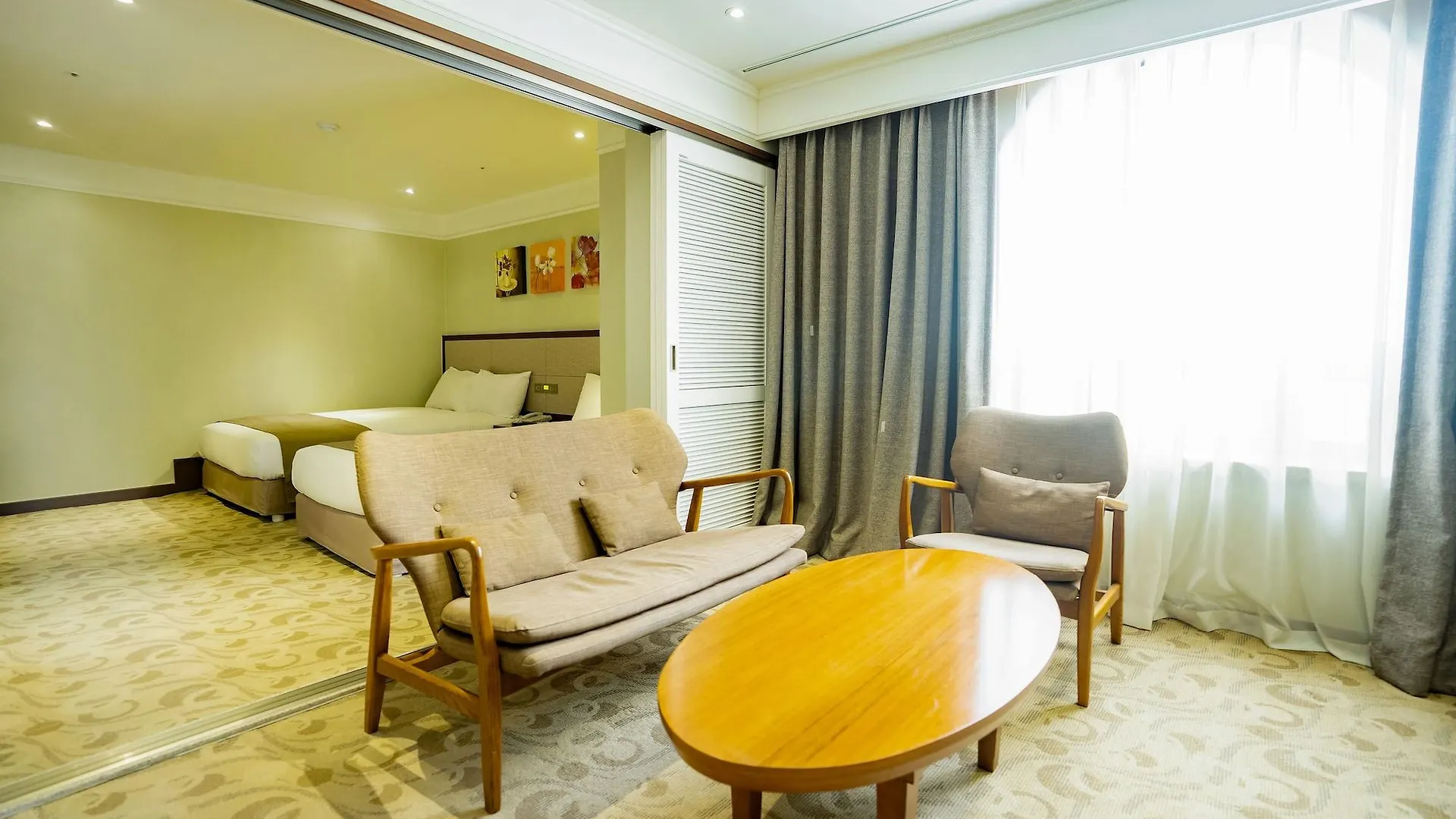 Jeju Robero Hotel
