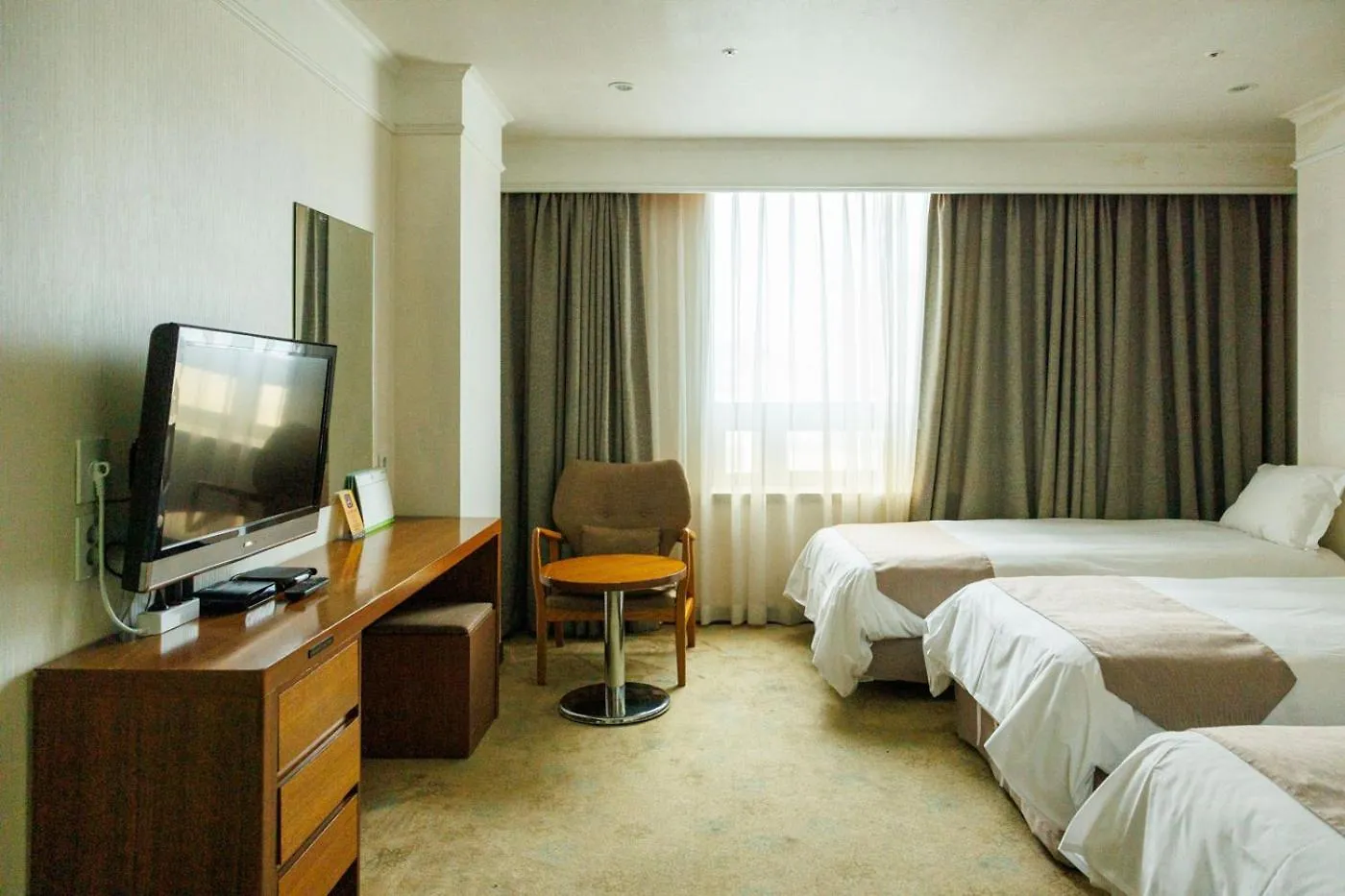 Jeju Robero Hotel 3*,