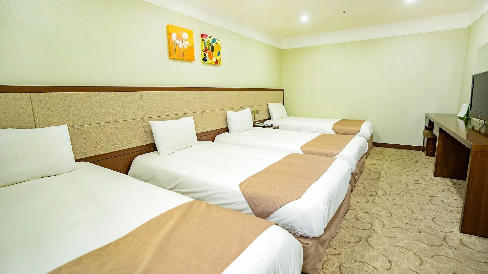 Jeju Robero Hotel