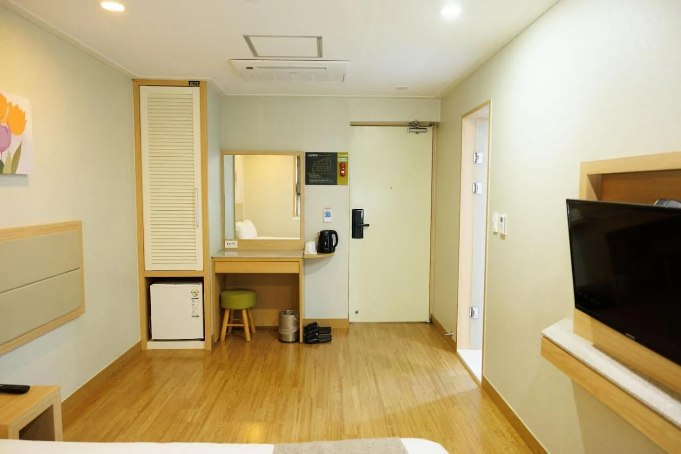 Jeju Robero Hotel 3*,  South Korea